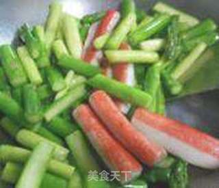 蟹棒扒芦笋的做法步骤：9