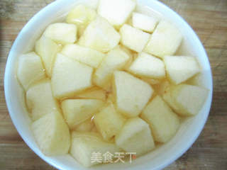 苹果炒虾仁的做法步骤:4