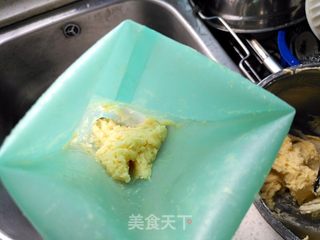 梦幻双色曲奇的做法步骤:16