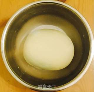羊肉馅饺子的做法步骤：1