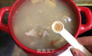 坤博砂锅莲子猪肚汤煲的做法步骤:17