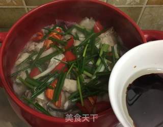 坤博砂锅姜蒜生焗鱼的做法步骤:12