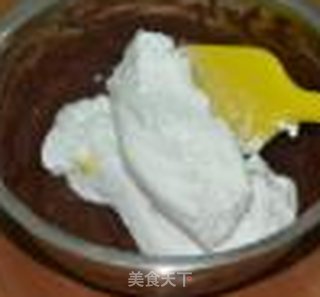 用玫瑰装点爱的蛋糕----可可奶酪戚风的做法步骤:7