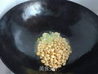 海带黄豆瘦肉汤的做法步骤：8