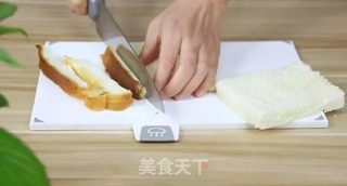 火腿芝士西多士的做法步骤:2