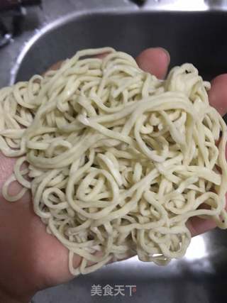 西红柿瘦肉煮面的做法步骤:4