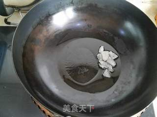 猪尾巴炖萝卜的做法步骤:4