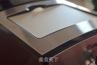 #东菱意式咖啡机试用#经典卡布奇诺的做法步骤:2