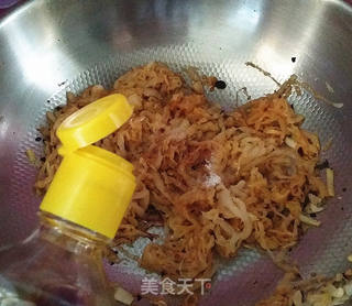 东北酸菜熘肥肠的做法步骤:10