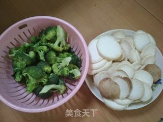 西兰花杏鲍菇炒猪头肉的做法步骤:4