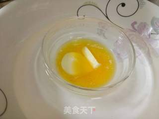 杏仁海绵蛋糕配白巧克力慕斯的做法步骤:6