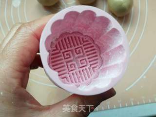 #烤箱美味#豆沙月饼的做法步骤:10