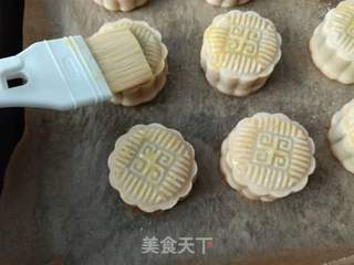 #烤箱美味#豆沙月饼的做法步骤:15