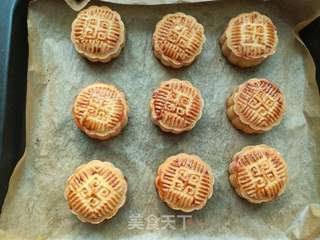 #烤箱美味#豆沙月饼的做法步骤:16