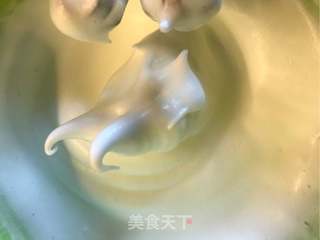 百香果慕斯蛋糕的做法步骤:6