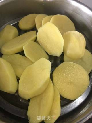 火焰山土豆泥的做法步骤:2