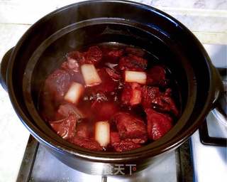 红酒炖牛肉的做法步骤:5