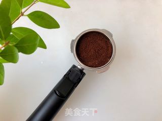 #东菱意式咖啡机试用#雕花咖啡的做法步骤:4