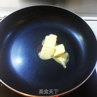 三色奶香牛轧糖 原味可可味抹茶味的做法步骤:5
