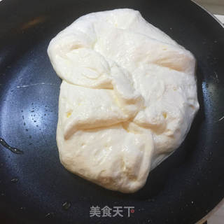 三色奶香牛轧糖 原味可可味抹茶味的做法步骤:7