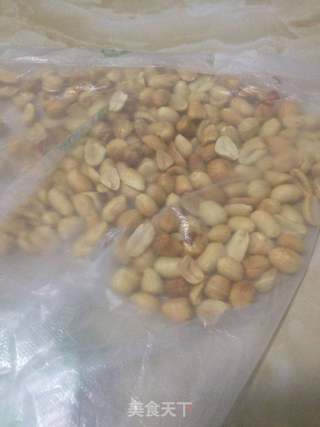 芝麻花生糖的做法步骤:7