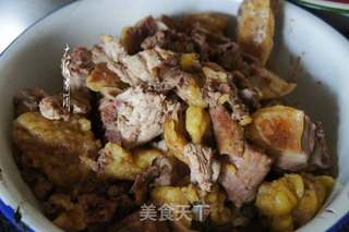 小鸡炖蘑菇的做法步骤:2