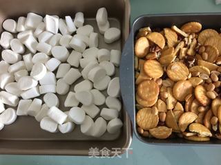 网红雪花酥的做法步骤：2