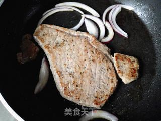 #快手懒人餐#香煎牛排的做法步骤:3