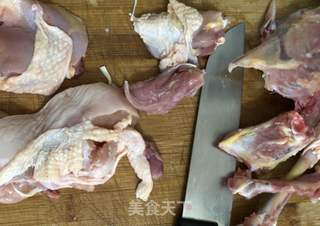 黑乐砂锅鸡肉煲仔饭的做法步骤:2