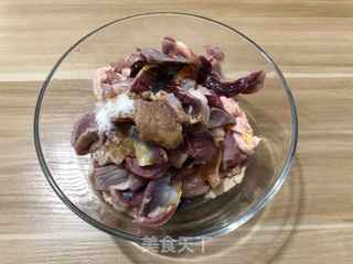 黑乐砂锅鸡肉煲仔饭的做法步骤:4