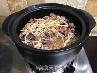 黑乐砂锅鸡肉煲仔饭的做法步骤:13