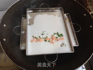 磷虾肠粉的做法步骤:10