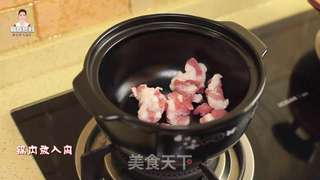 韩式辣白菜豆腐汤的做法步骤:3