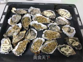 蒜蓉烤海蛎子的做法步骤:4