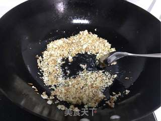 蒜蓉烤海蛎子的做法步骤:3
