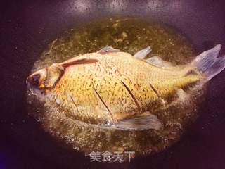 白汁鳊鱼的做法步骤:5