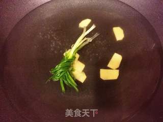白汁鳊鱼的做法步骤:7