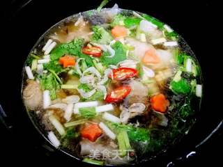 酸辣砂锅小馄饨的做法步骤:6