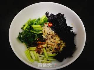 酸辣砂锅小馄饨的做法步骤:5