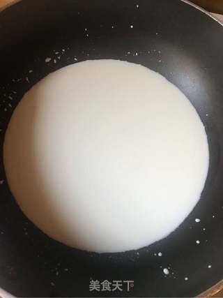 海盐焦糖酱太妃糖味的做法步骤:2