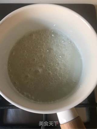 海盐焦糖酱太妃糖味的做法步骤:3