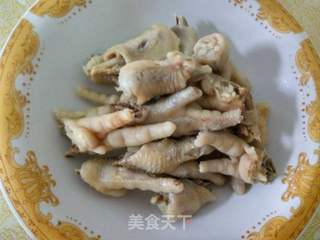 泡椒凤爪的做法步骤:4