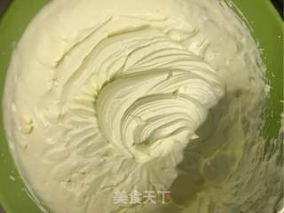 圣诞集锦一焦糖海盐淋面蛋糕的做法步骤:2