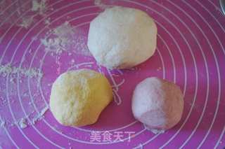 彩色花卷的做法步骤:2