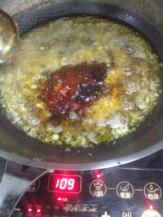 私房香辣牛肉酱的做法步骤:10