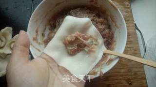 节日宴客好菜——炸抄手的做法步骤:7