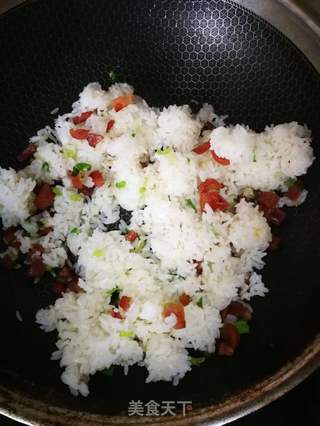 蛋炒饭的做法步骤:4
