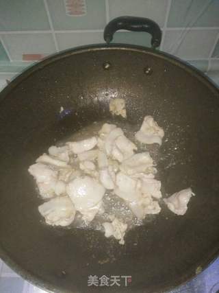 老厨帮菜:白菜木耳五花肉粉条的做法步骤:3