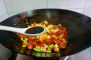 香肠土豆焖饭的做法步骤:12