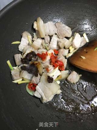 回锅肉片的做法步骤：5